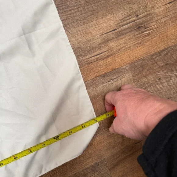 WHITE CLAW SELTZER FLAG BANNER 75” x 56” - Picture 4 of 5